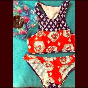 Large top and XL bottoms! For @kaphatter :)